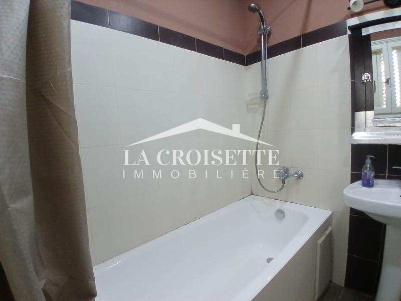 Duplex meublé S+3 vue sur mer avec jardin à Gammarth